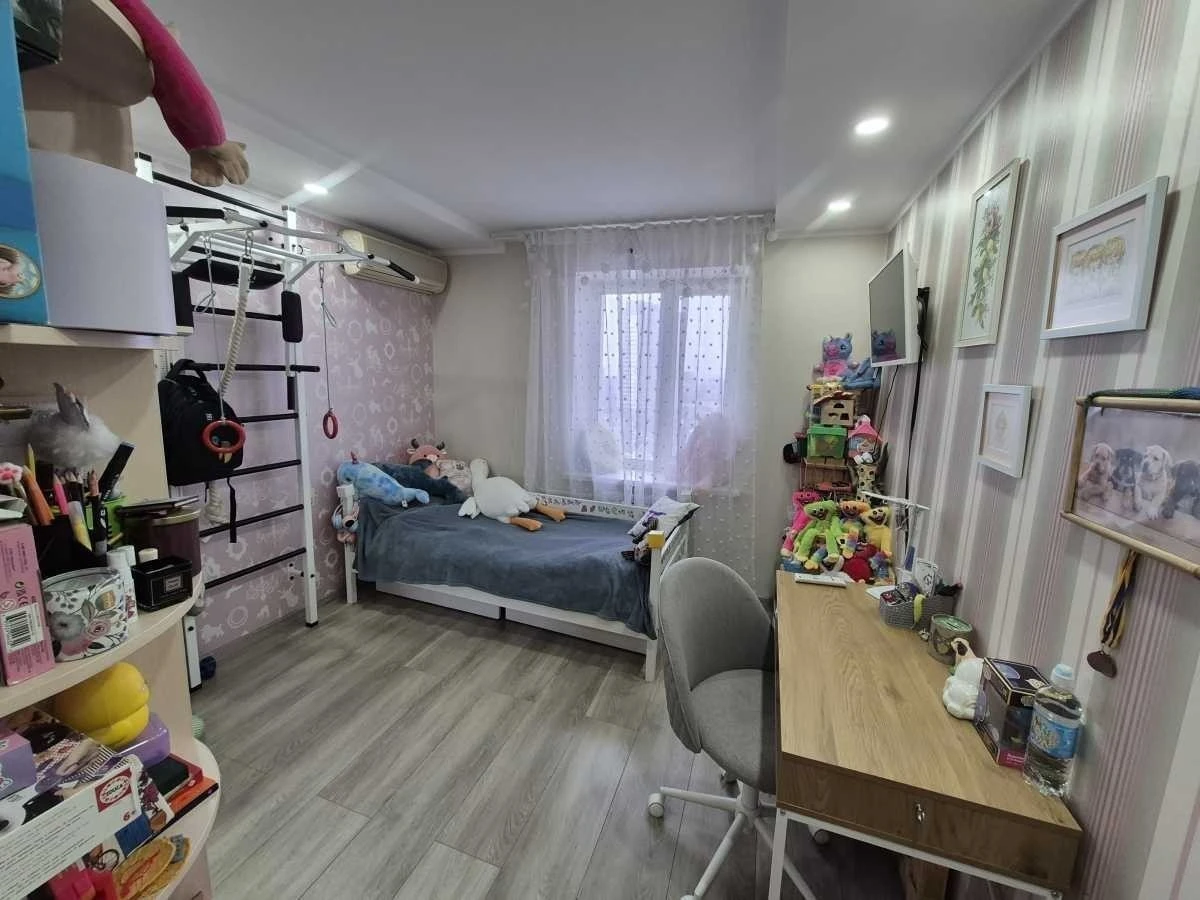 3-room apartment for sale 79 m², Azerbaijan Street, 16/
