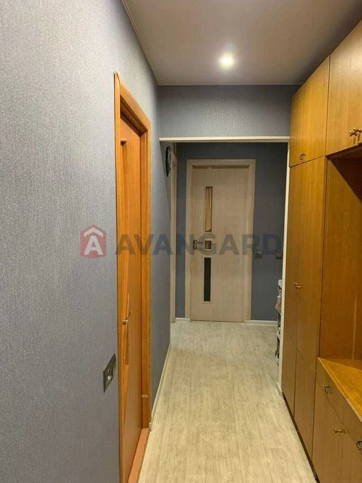 Продажа 3-х комнатной квартиры 1-й Южный.
