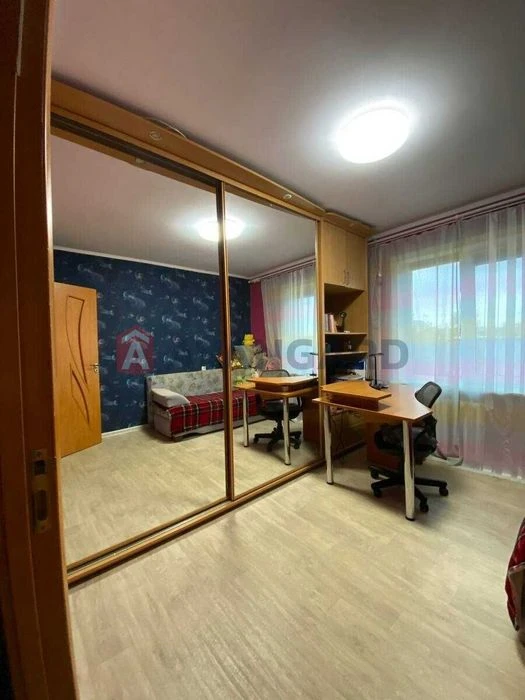 Продажа 3-х комнатной квартиры 1-й Южный.