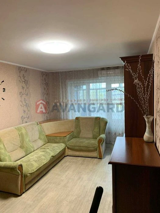 Продажа 3-х комнатной квартиры 1-й Южный.