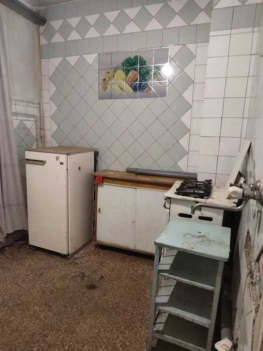Продам 1 комн кв вна Салтовке рядом с метро !