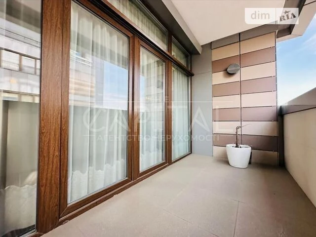 Sale of 3-room apartment 118 sq. m. on Andriy Verkhoglyada St. 20A •