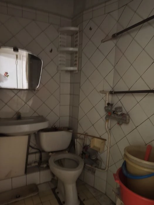 Продам 1 комн кв вна Салтовке рядом с метро !