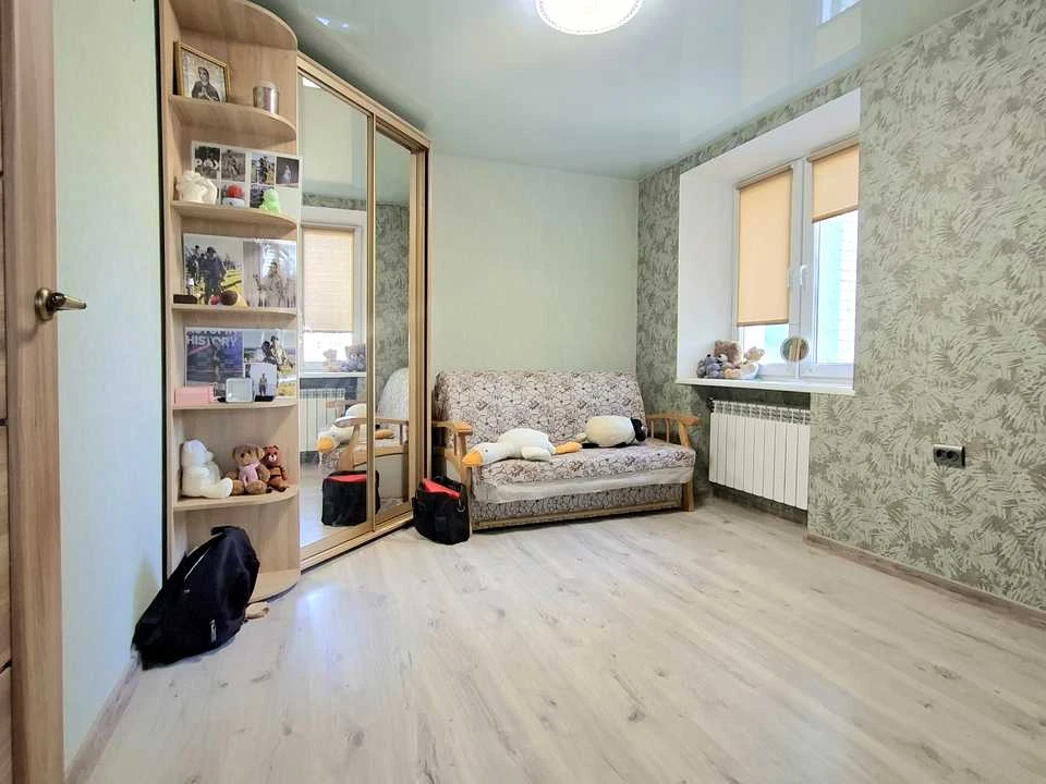Квартира. Запорожье, Лахтинская ул.