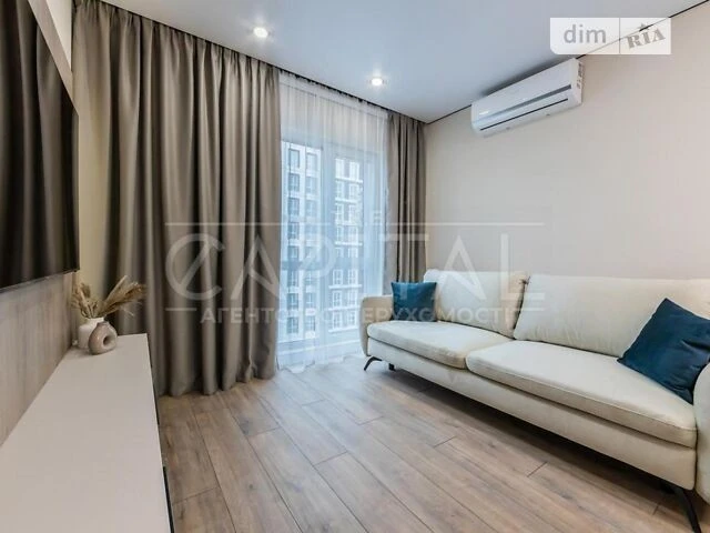 Sale of 2-room apartment 60 sq. m. on Mykhaylo Maksimovicha st. 28 •
