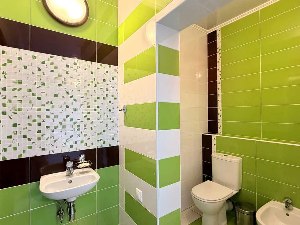 House. Zaporizhzhia, Builders