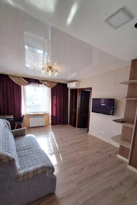 Two-room apartment for sale (certificate) at 44 Pavlova Street