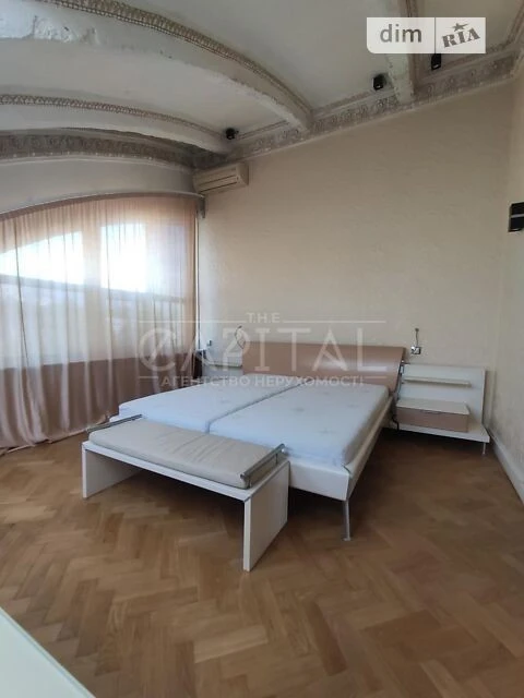Sale of 2-room apartment 145 sq. m on Kropyvnytskyi St. 8 • ID 3