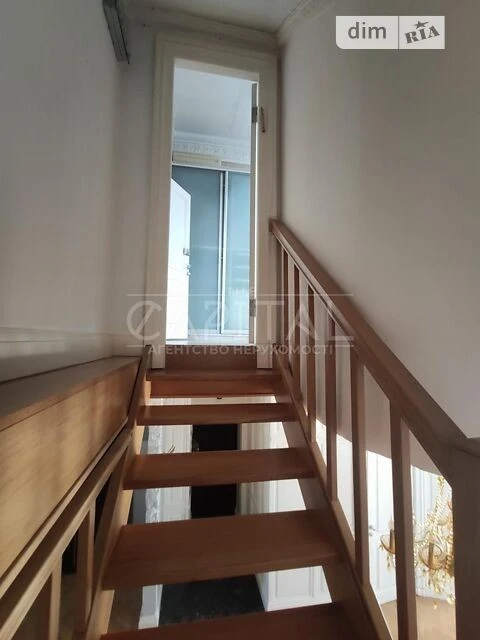Sale of 2-room apartment 145 sq. m on Kropyvnytskyi St. 8 • ID 3