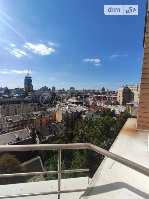 Sale of 2-room apartment 145 sq. m on Kropyvnytskyi St. 8 • ID 3