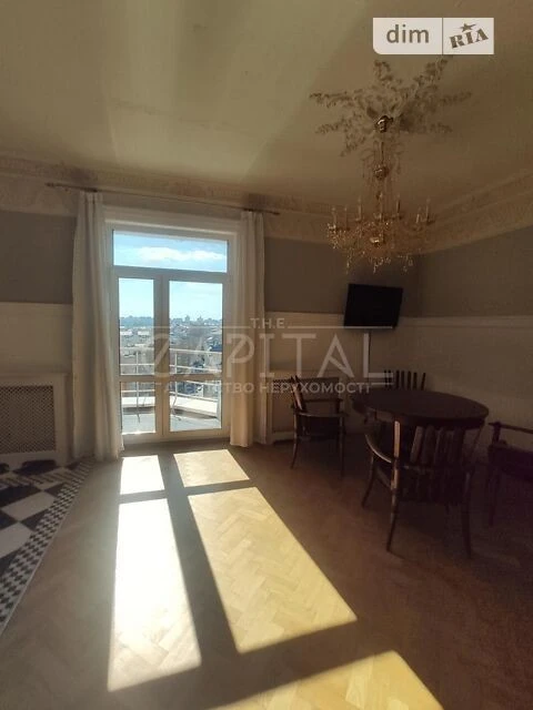 Sale of 2-room apartment 145 sq. m on Kropyvnytskyi St. 8 • ID 3