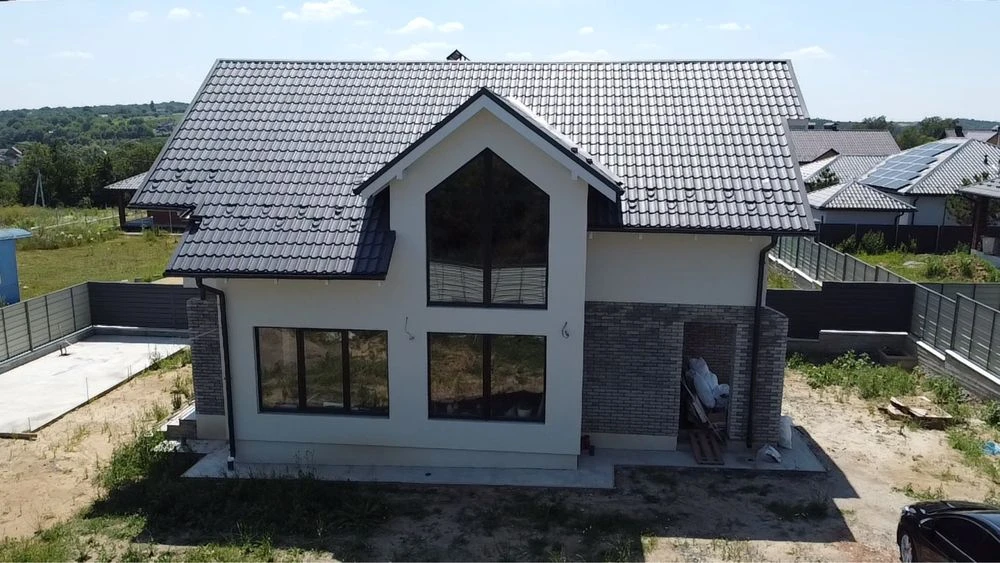 Dream house 125m2 4 acres near transport