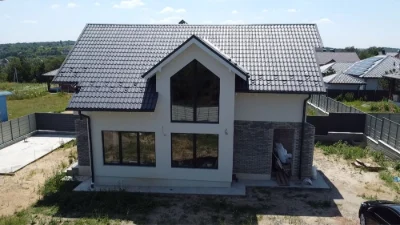Dream house 125m2 4 acres near transport