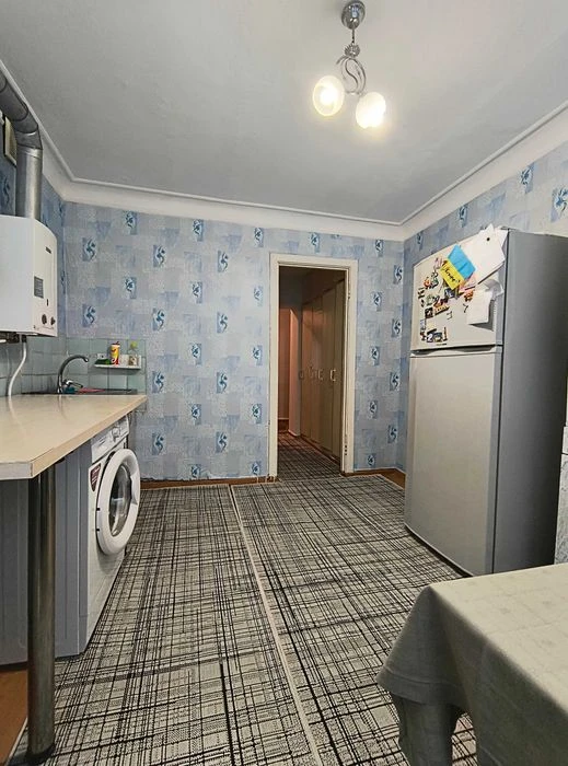 47000! I am selling 5 sq.m. Shakespeare Lane, 23 Augusta District, Pavlovo
