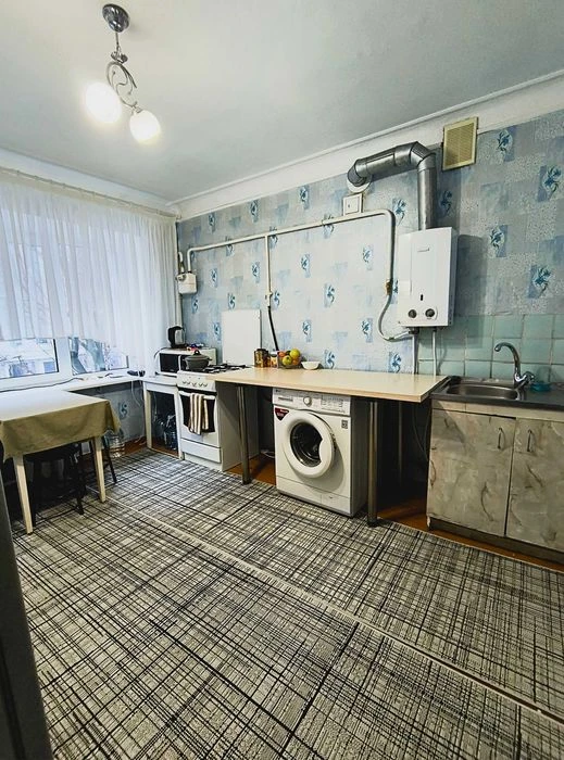 47000! I am selling 5 sq.m. Shakespeare Lane, 23 Augusta District, Pavlovo