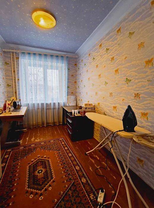 47000! I am selling 5 sq.m. Shakespeare Lane, 23 Augusta District, Pavlovo