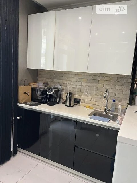 Sale of 3-room apartment 105 sq. m on Dragomanova St. 40Zh • ID 34