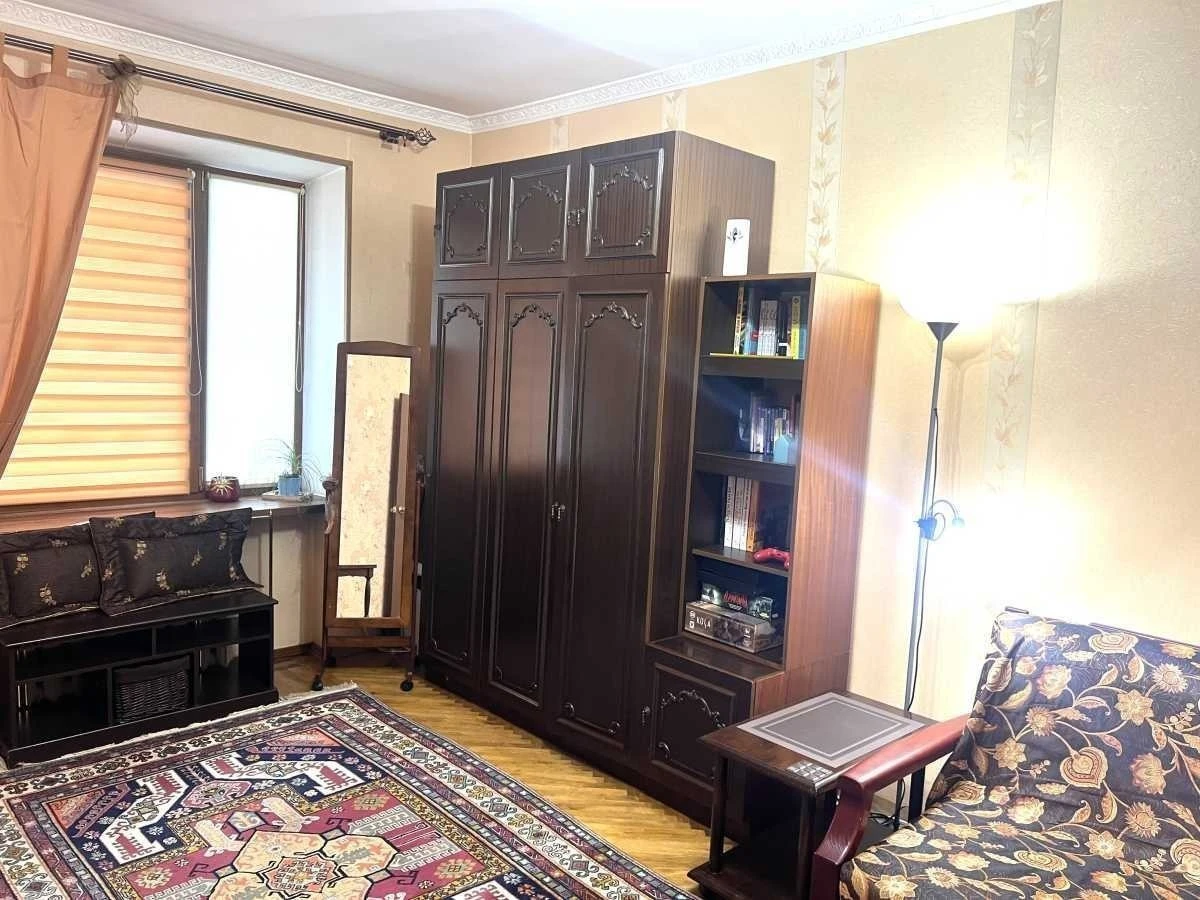 Продажа 2-комнатной квартиры 44 м², Большая Китаевская ул., 5