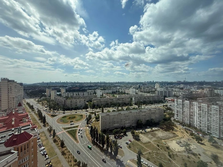 Obolon apartment for sale designer penthouse in the residential complex Oasis you