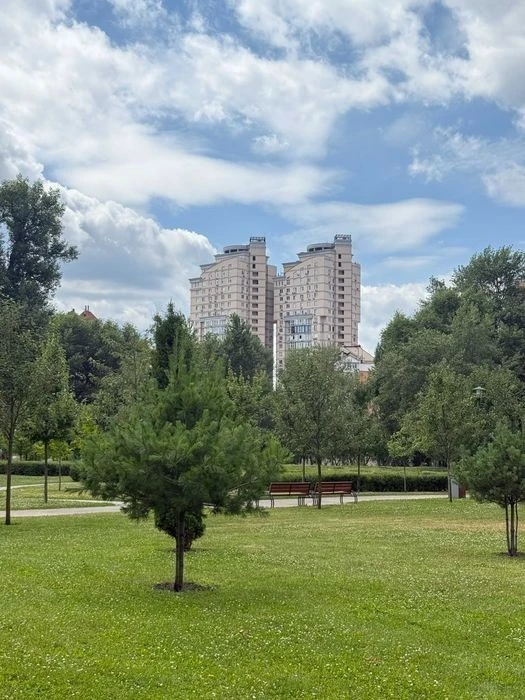 Obolon apartment for sale designer penthouse in the residential complex Oasis you
