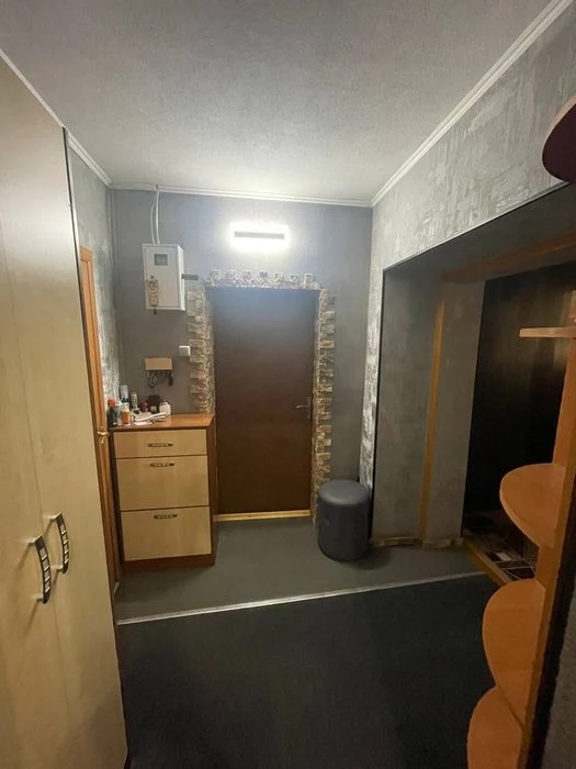 Selling a 2-room isolated apartment in Lipovaya Roshcha,