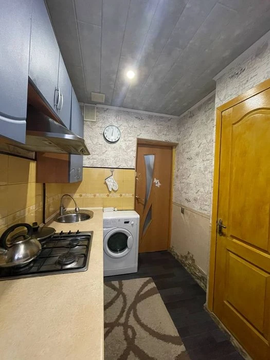 Selling a 2-room isolated apartment in Lipovaya Roshcha,