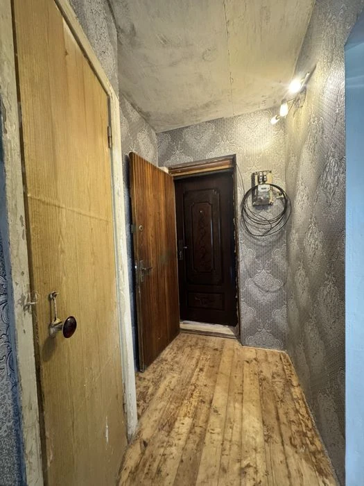 Продам 1к квартиру. 12 квартал. Ул Казака Мамая 4