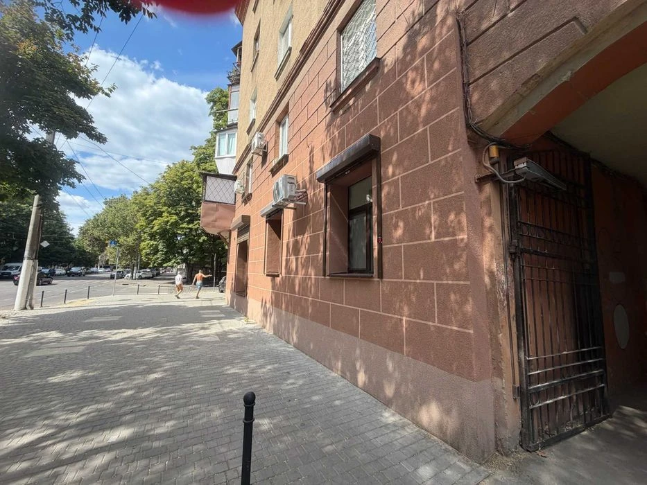 Достойный вариант 3х комнатной квартиры 90 кв. м СТАЛИНКА