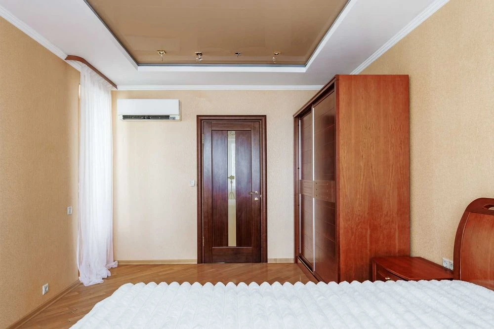 БЕЗ КОМІСІЇ. Продаж 3-кімн. ЖК Лікоград-2. Самійла Кішки, 7-