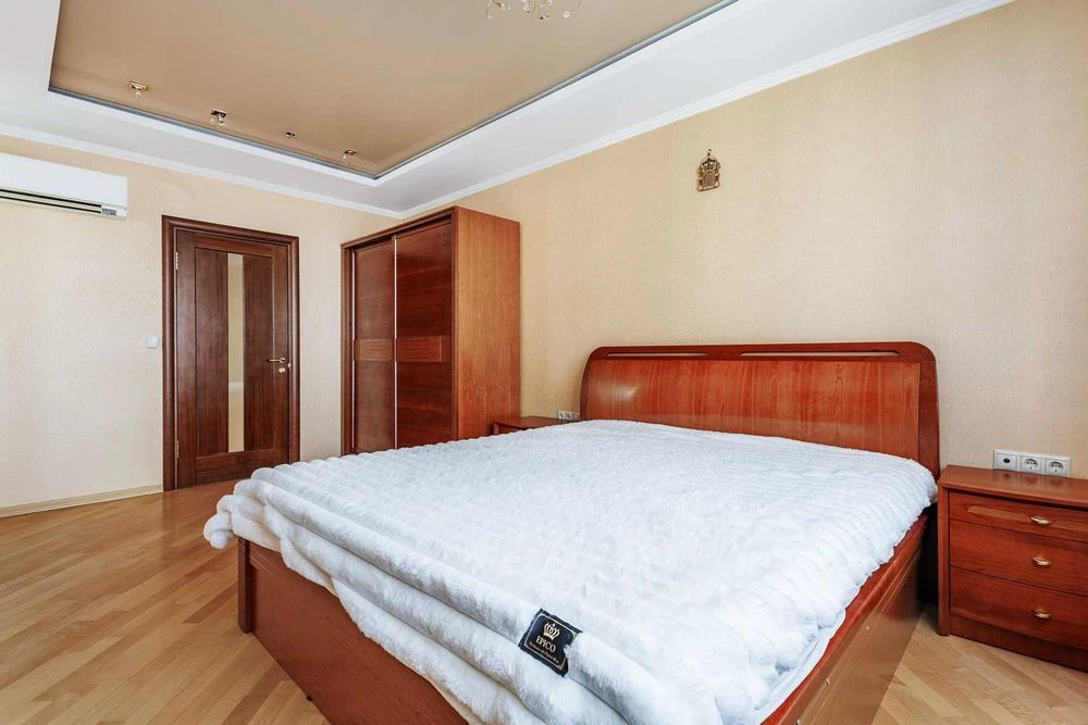 БЕЗ КОМІСІЇ. Продаж 3-кімн. ЖК Лікоград-2. Самійла Кішки, 7-