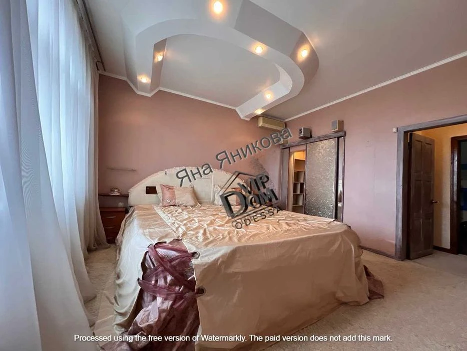 House for sale in Odessa. Basement floor. Basement Sauna. Swimming pool