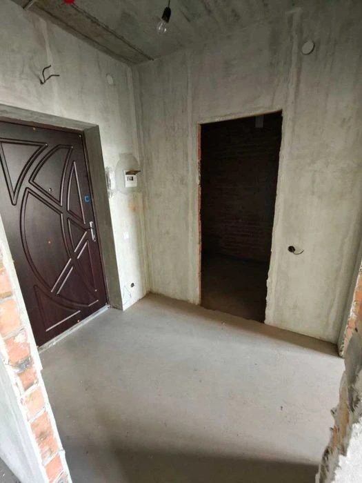 ID-36856 Продаж 1к квартири на Виставці