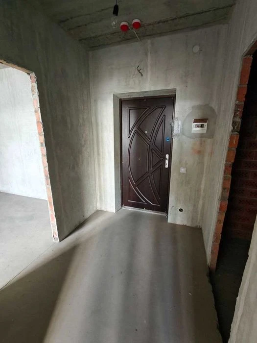 ID-36856 Продаж 1к квартири на Виставці