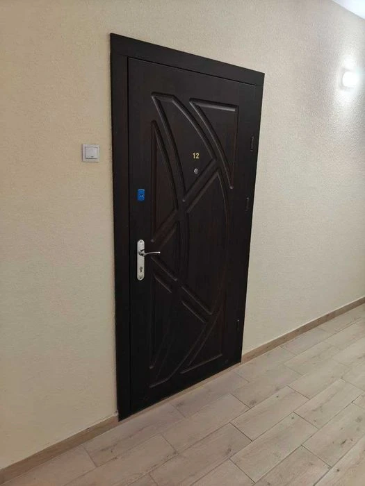 ID-36856 Продаж 1к квартири на Виставці