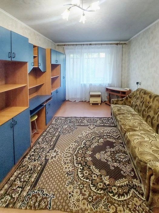 Продам 2х кім.квартиру Б.Хмельницького, рн Варус. iq