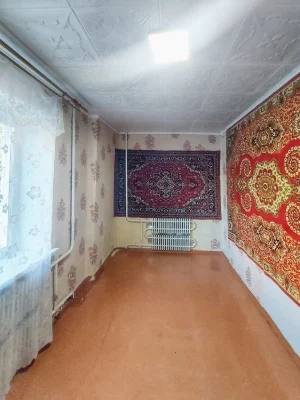 Продам 2х кім.квартиру Б.Хмельницького, рн Варус. iq
