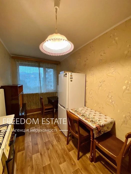 $33,000 ‼️SALE‼️ 2-room apartment 53 sq. m / Kyiv metro station / Ma