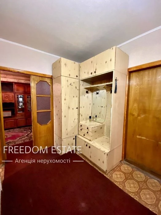 $33,000 ‼️SALE‼️ 2-room apartment 53 sq. m / Kyiv metro station / Ma
