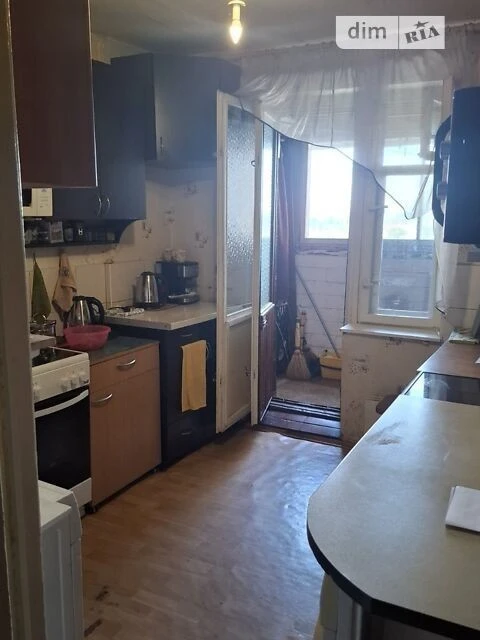 Room for sale 17.5 sq. m. on Azerbaycanska Street 8A • ID 34