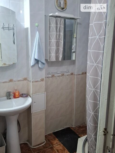 Room for sale 17.5 sq. m. on Azerbaycanska Street 8A • ID 34