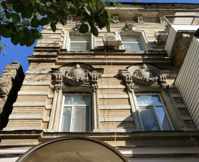 Продам квартиру в центре Одессы (самостоятельный блок)