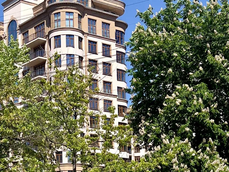 Apartment. Kyiv, Mykhaylo Boychuk St. (Kikvidze)