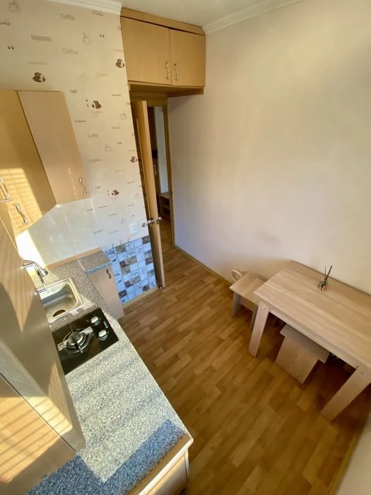Продам Малосемейку район А. Поля