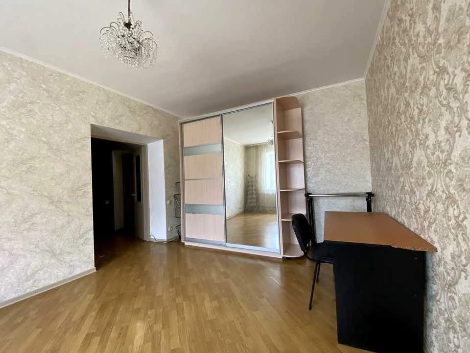 Apartment. Kyiv, Vyshnyakivska St.