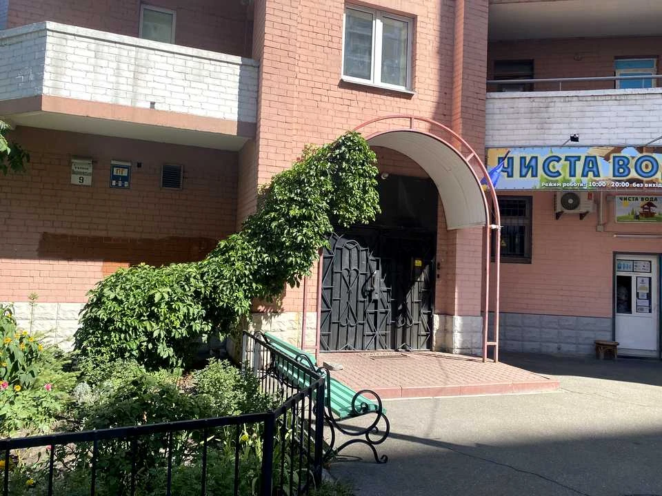 Apartment. Kyiv, Vyshnyakivska St.