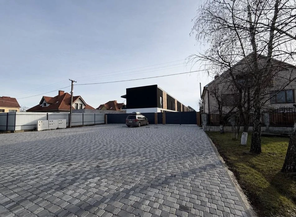 Терміновий Продаж дизайнерського танхаусу