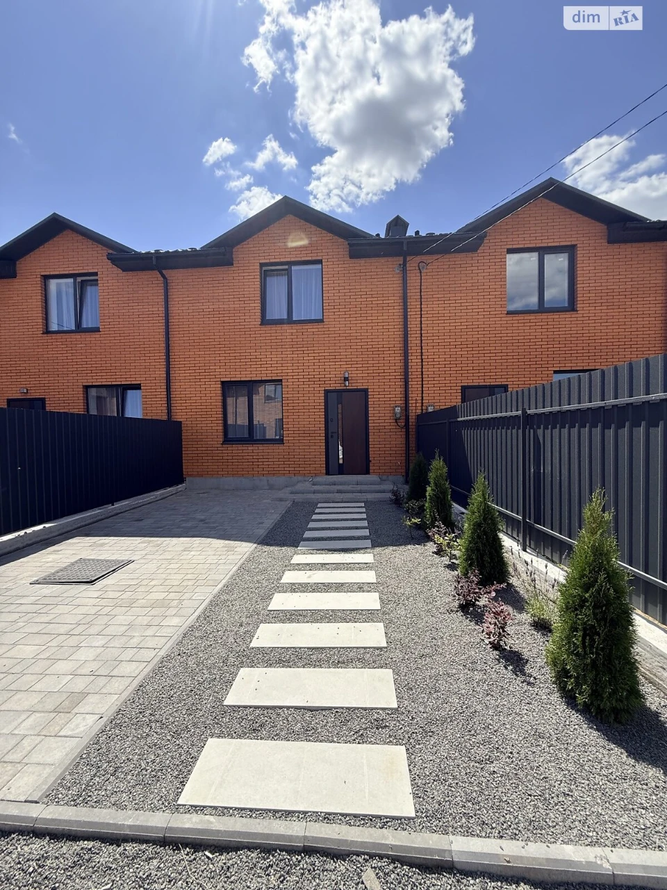 Townhouse for sale in Pyrogovo
