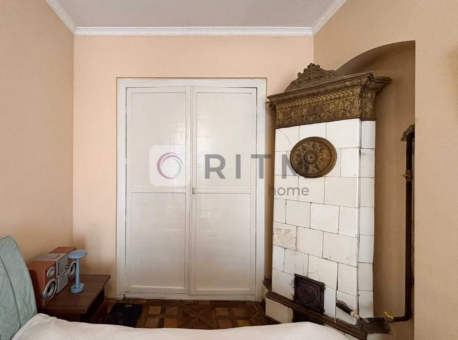 Продажа: 3-комн. квартиры 74 м² на ул. Дорошенко с балконом