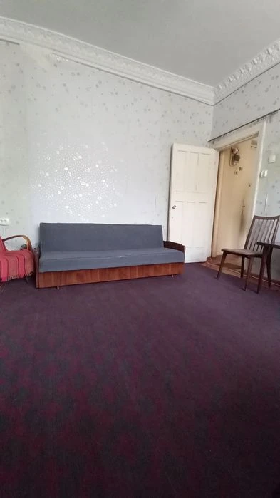 2 rooms, 2/5, North of Independent Ukraine, 25,000 USD