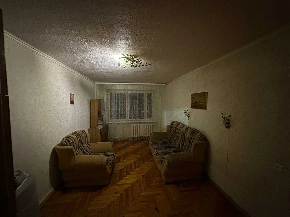 Продам 3 ком.кв,3/5, ул.Европейская, район 8 гимназии.